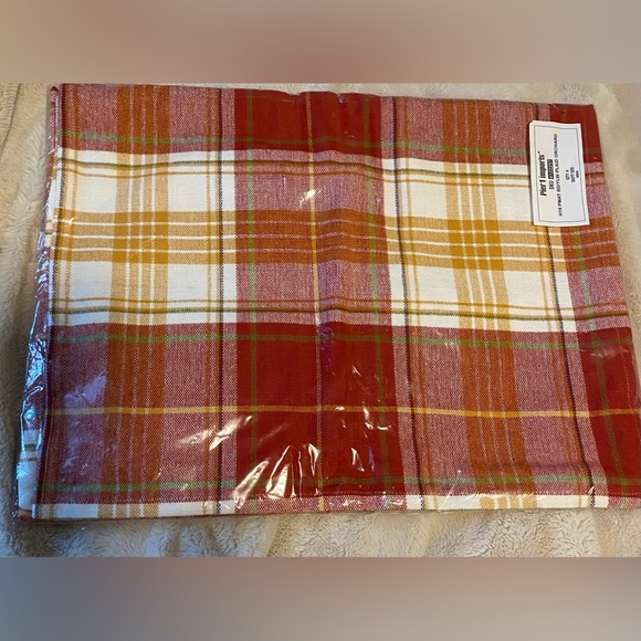 Pier 1 imports, NWT placemats, plaid fall colors, 100% cotton - Picture 1 of 5